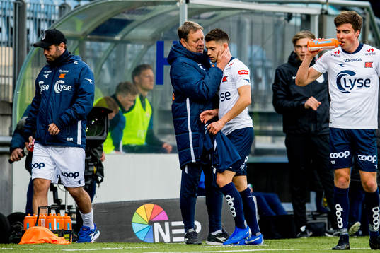 Bjarne Berntsen, head coach of Viking, and Ylldren Ibrahimaj