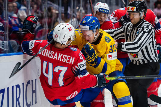 Oskar Lindblom of Sweden fights Alexander Bonsaksen of