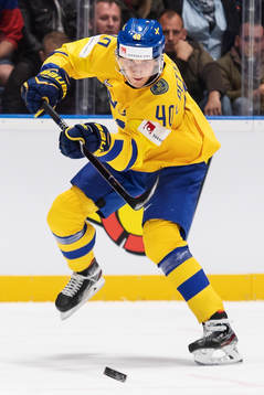 Elias Pettersson of Sweden