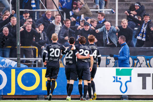 IFK Göteborgs Victor Wernersson , Giorgi Kharaishvili ,