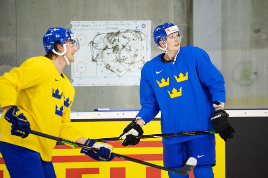Philip Holm and John Klingberg of Sweden at a practice