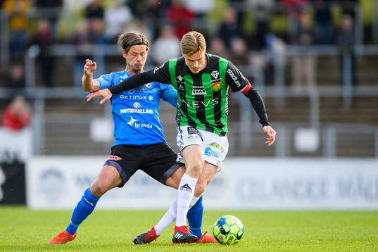 Halmstads Dusan Djuric och GAIS Marcus Bergholtz