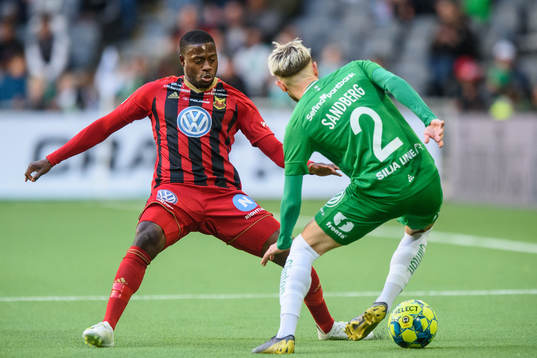 Östersunds Isak Ssali Ssewankambo och Hammarbys Simon