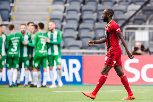Östersunds Ronald Mukiibi deppar