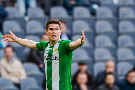 Hammarbys Vidar Örn Kjartansson reagerar