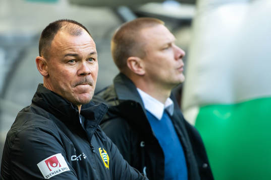 Hammarbys assisterande tränare Joachim Björklund och