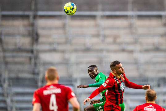 Hammarbys Kossounou Odilon   och Östersunds Dino Islamovic
