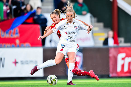 Rosengårds Glodis Perla Viggosdottir och Piteås Nina