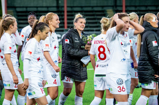 Rosengårds Anja Mittag tackas av