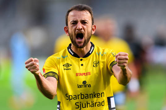 Elfsborgs Robert Gojani jublar