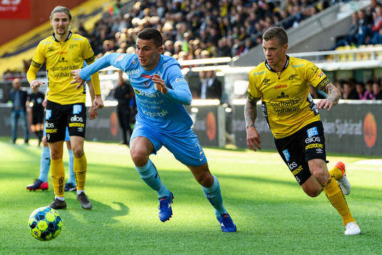 AFC Eskilstunas Adnan Kojic och Elfsborgs Samuel Holmén