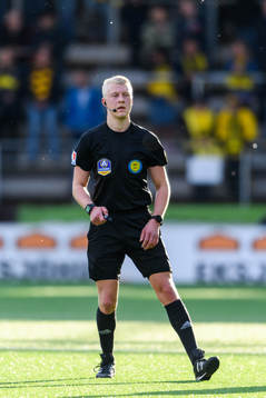 Domare Adam Ladebäck