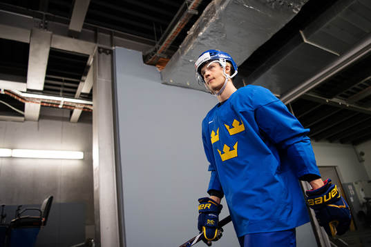 Elias Pettersson of Sweden at a practice session