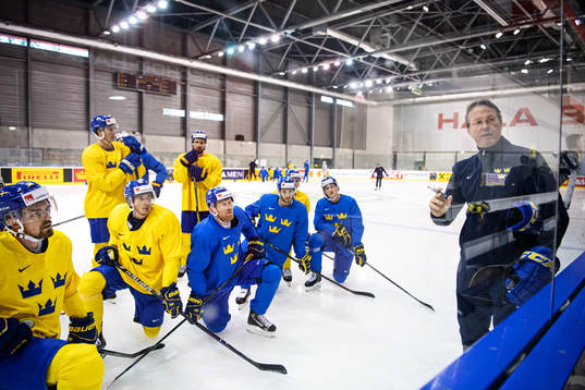 Anton Lander, Loui Eriksson, Patric Hörnqvist and