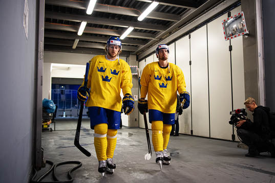 Mario Kempe and Erik Gustafsson of Sweden at a practice