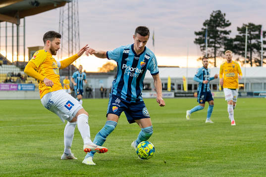 Falkenbergs Tibor Brink Joza och Djurgårdens Haris