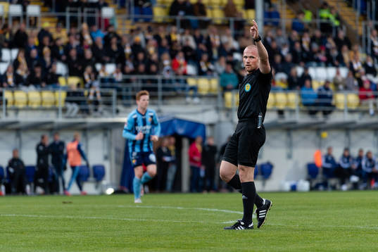 Domare Patrik Eriksson