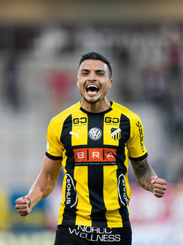 Häckens Ahmed Yasin jublar