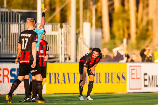Brommapojkarnas Alexander Nilsson tilldelas en varning