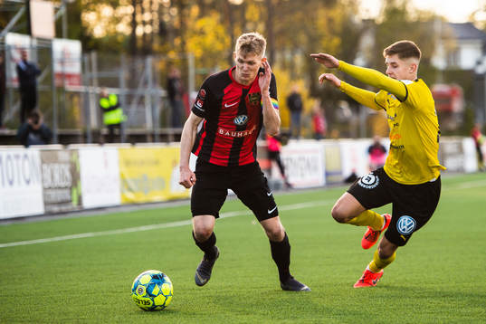 Brommapojkarnas Fritof Björkén och Frejs Leo Bengtsson