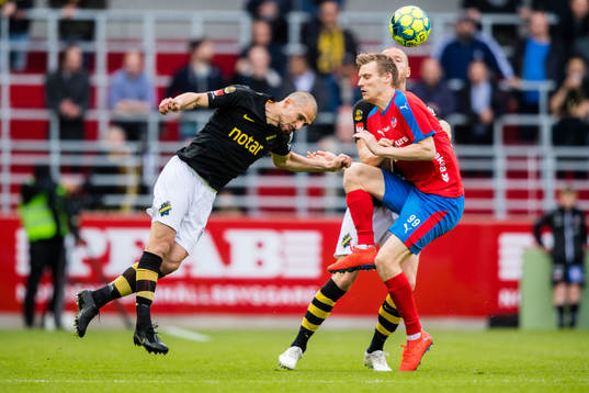 s Panajotis Dimitriadis och Helsingborgs Andri Bjarnason