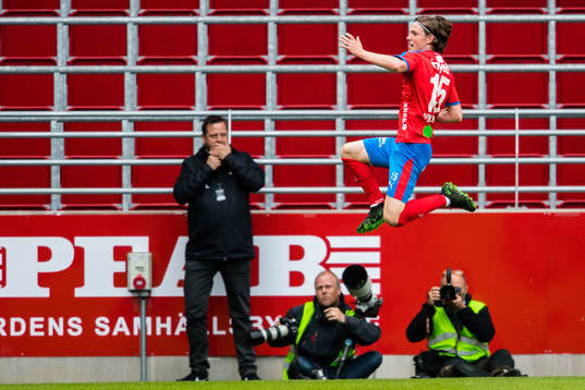 Helsingborgs Max Svensson jublar