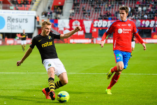 s Sebastian Larsson och Helsingborgs Adam Eriksson