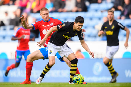 s Tarik Elyounoussi