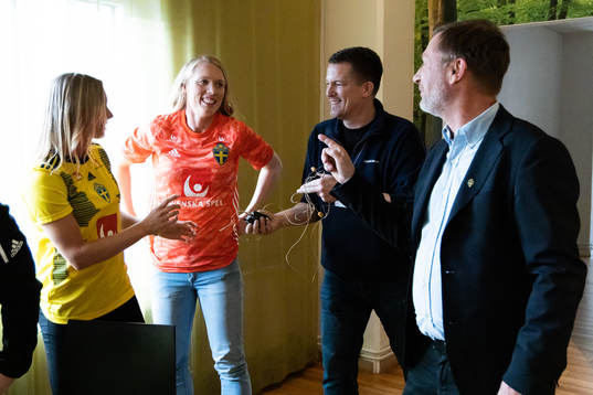 Jonna Andersson, goalkeeper Hedvig Lindahl and Peter