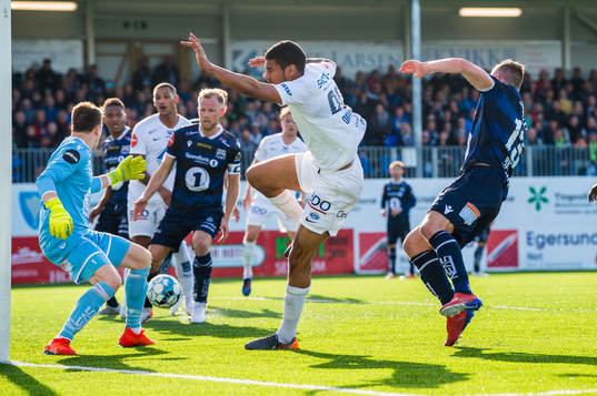 Ohikhuaeme Anthony Omoijuanfo of Molde scores the 0-2 goal