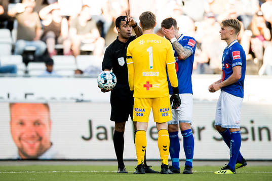 Rohit Saggi, referee