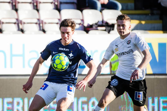 IFK Norrköpings Rasmus Lauritsen och Örebros Jake Larsson