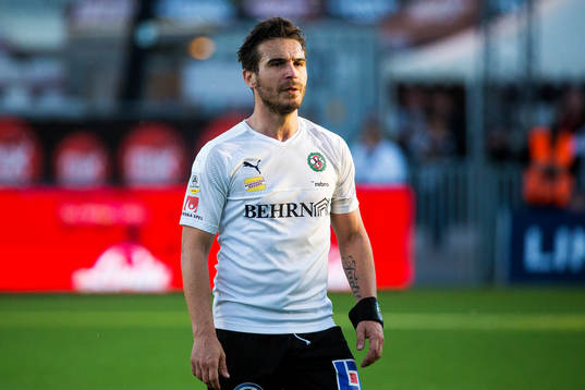 Örebros Nordin Gerzic deppar