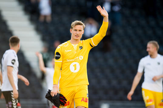 Goalkeeper Sondre Rossbach celebrates