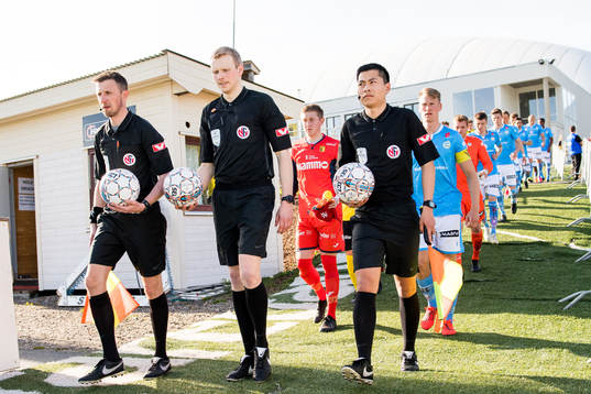Eivind Bodding, referee