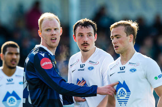 Pål Erik Stensøe Ulvestad of Kristiansund, Vegard Forren