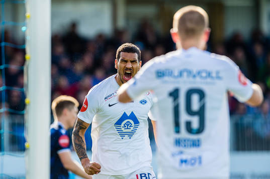 Ohikhuaeme Anthony Omoijuanfo of Molde celebrates