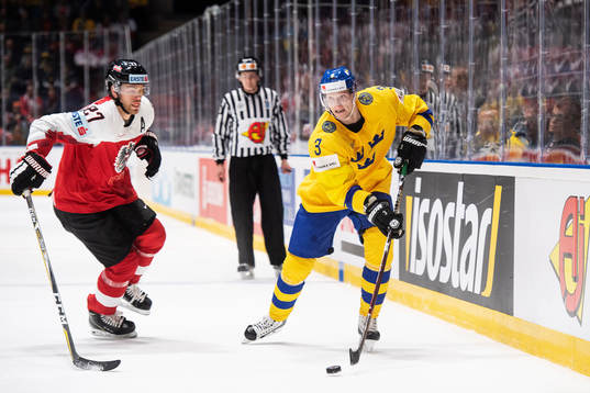 Thomas Hundertpfund of Austria and John Klingberg of Sweden