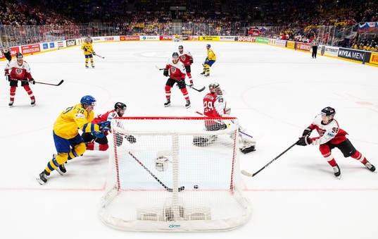 Dennis Rasmussen of Sweden scores 6-0 behind Alexander
