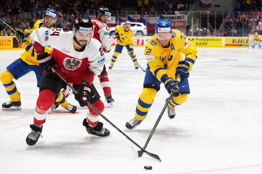 Steven Strong of Austria and Patric Hörnqvist of Sweden