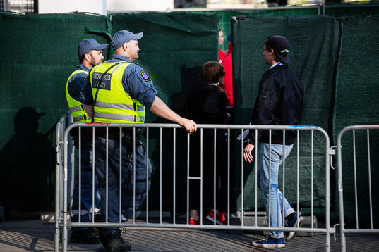 Ordningsvakter utför anonym visitering