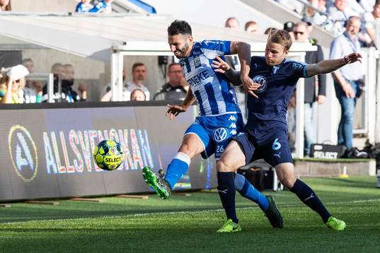 IFK Göteborgs André Calisir och Malmö FFs Oscar Lewicki