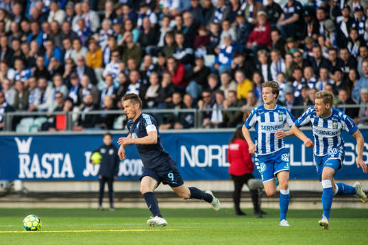 Malmö FFs Markus Rosenberg mot IFK Göteborgs August