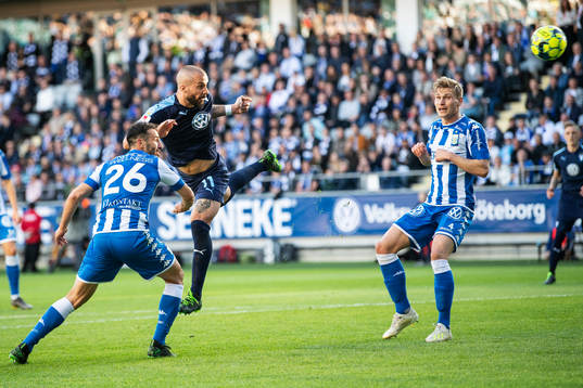 Malmö FFs Guillermo Molins mot IFK Göteborgs André
