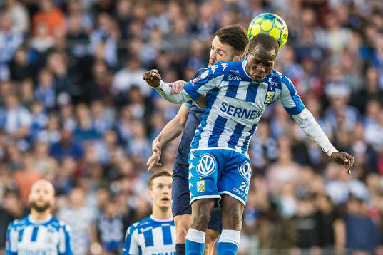 Malmö FFs Erdal Rakip och IFK Göteborgs Alhassan Yusuf