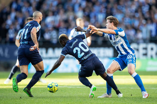 Malmö FFs Guillermo Molins och Bonke Innocent mot IFK