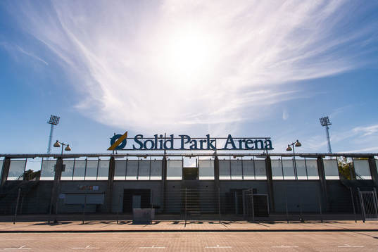 Exteriör av Solid Park Arena