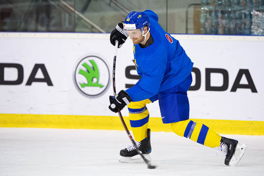 Gabriel Landeskog of Sweden at a practice session