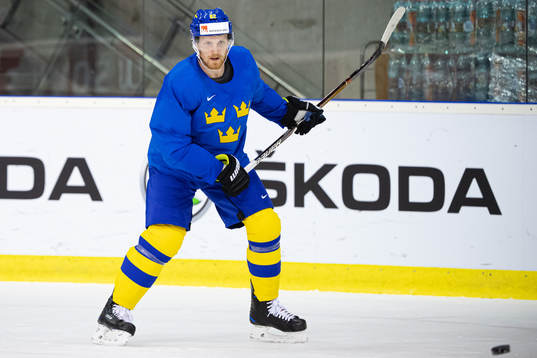 Gabriel Landeskog of Sweden at a practice session
