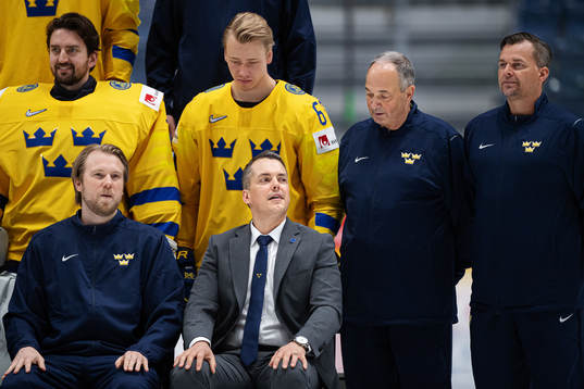 Scouting coach Tomas Montén and equipment manager Anders